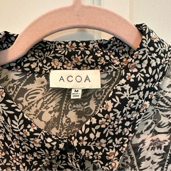ACOA Black & White Printed Button-Up Blouse - Picture 3 of 8